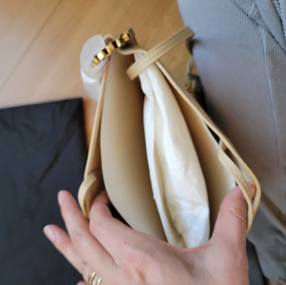 Saint laurent Suzanne small leather shoulder bag NWT - Picture 14 of 15